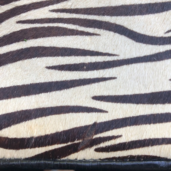 Animal fur print shoulder bag - Picture 16 of 16